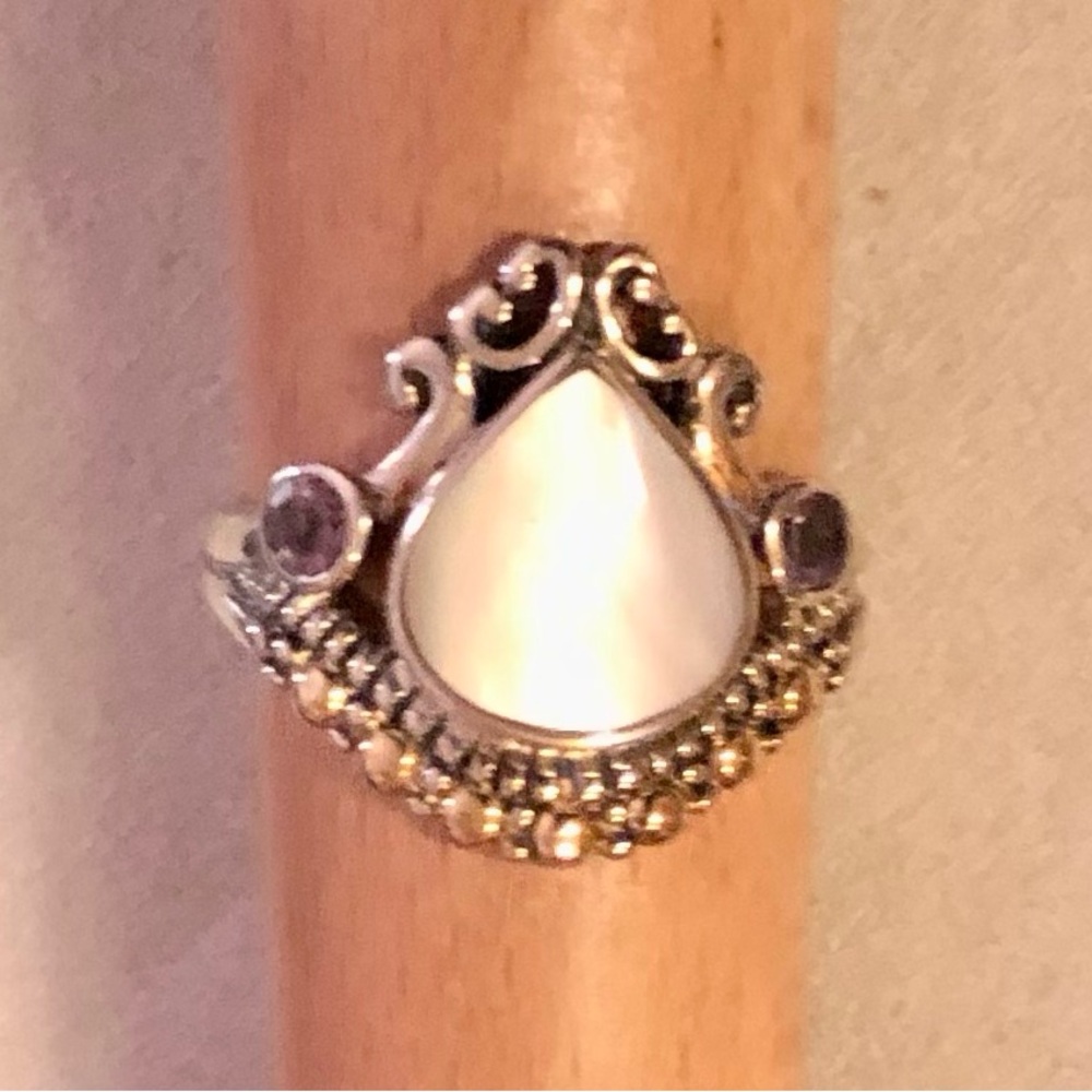 EUC Samuel B Sterling Silver/18K Mother-of-Pearl & Amethyst Ring, SZ 8